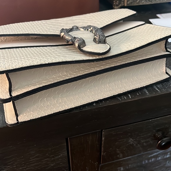 Faux Snakeskin Purse - Picture 5 of 12